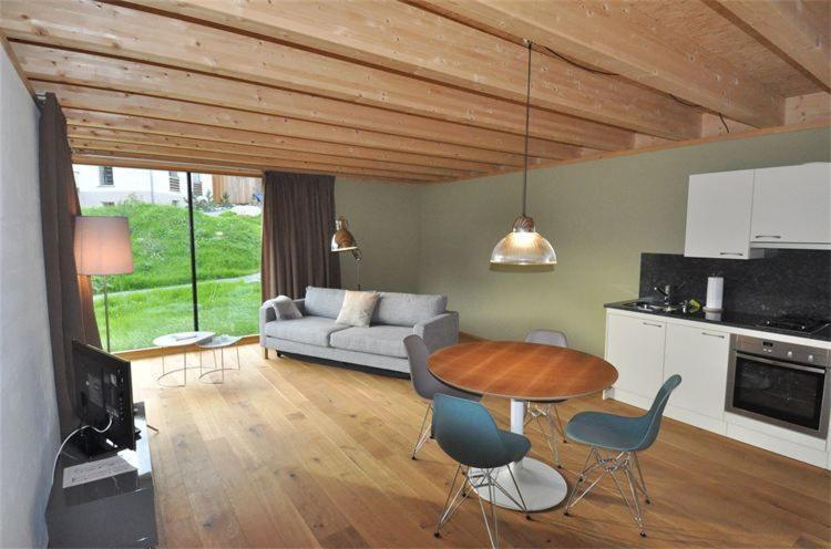Apartament Chasa Paoletta Ramosch Zewnętrze zdjęcie